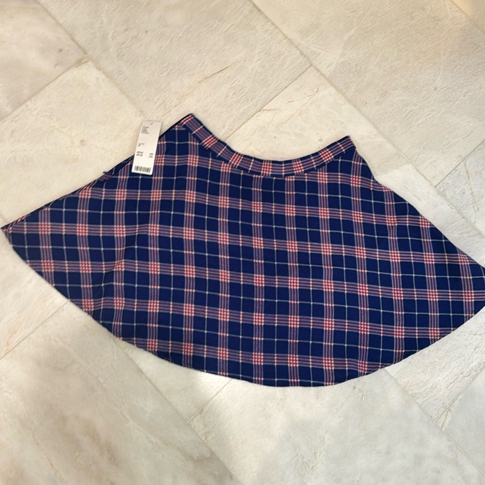 NWT Women’s M Urban Outfitters plaid skirt